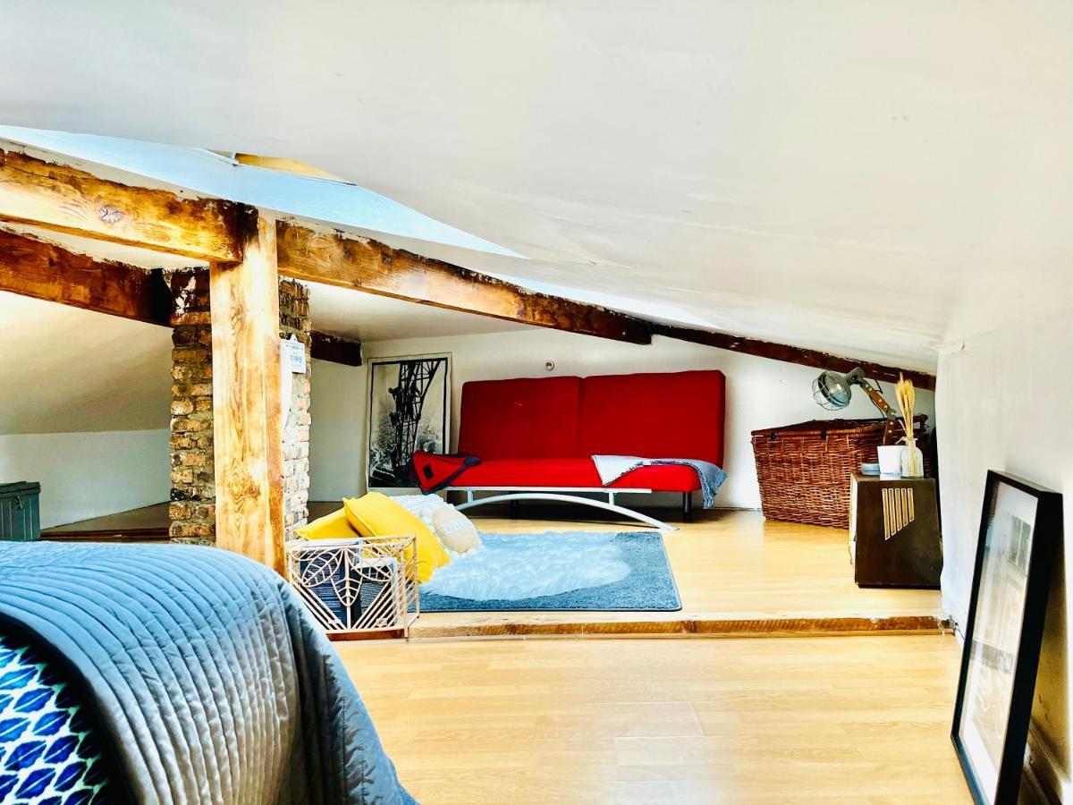 Apartment Direct Views Of Eiffel Tower & Sacre-Coeur From Mezzanine - 10 Mins To Paris Center Exterior foto